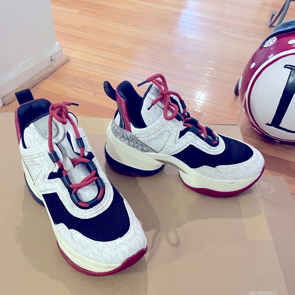 MICHAEL KORS
Olympia Logo Jacquard and Glitter Chain-Mesh Trainer